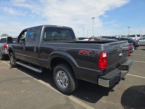 Used 2016 Ford F250 XLT w/ XLT Premium Package AWD/4WD image 2