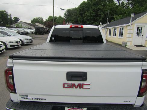 Used 2017 GMC Sierra 1500 SLT AWD/4WD image 11