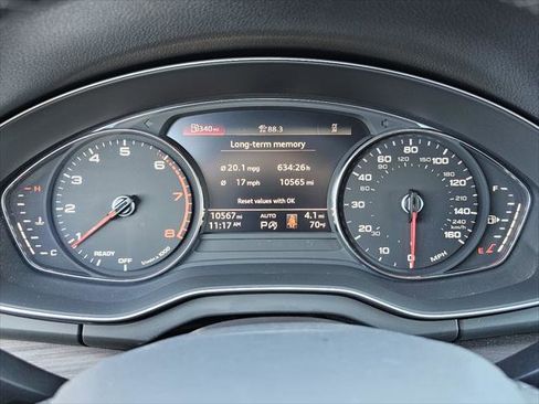 Used 2023 Audi Q5 2.0T Premium w/ Convenience Package image 12