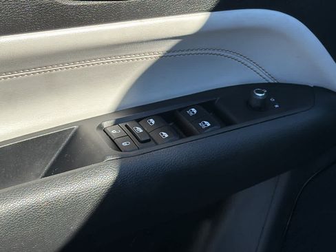 Used 2022 Jeep Compass Limited AWD/4WD image 22