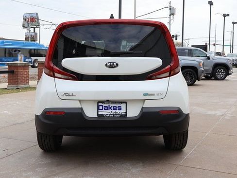 Used 2021 Kia Soul EX FWD image 7
