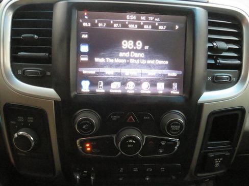 Used 2015 RAM 3500 Big Horn image 16