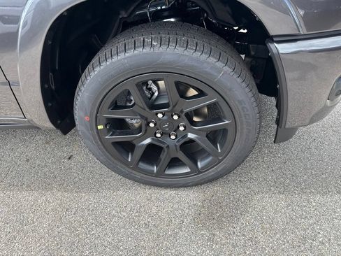 New 2027 RAM 1500 Limited AWD/4WD image 9
