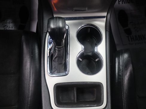 Used 2017 Jeep Grand Cherokee Altitude AWD/4WD image 24
