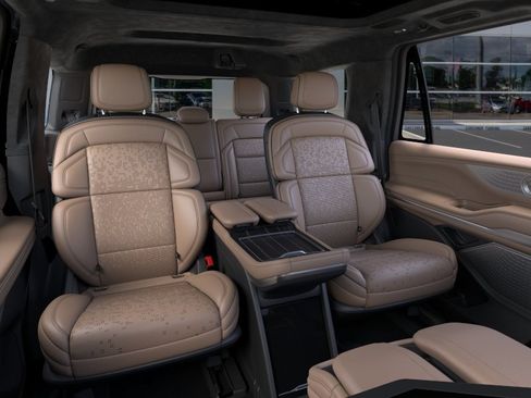 New 2026 Lincoln Navigator Black Label AWD/4WD image 11