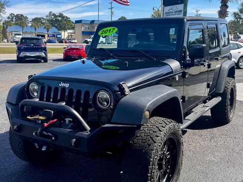 Used 2017 Jeep Wrangler Unlimited Sport w/ Quick Order Package 24S AWD/4WD image 6