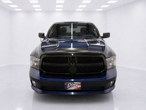 Used 2019 RAM 1500 Express w/ Wheel & Sound Group AWD/4WD image 4