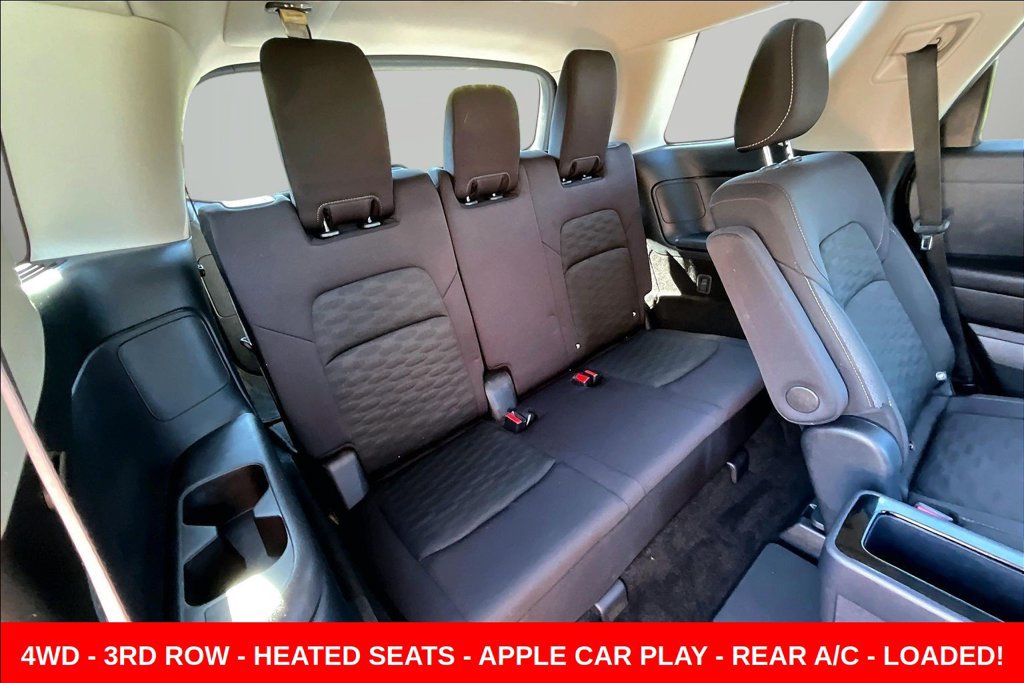 Used 2024 Nissan Pathfinder SV w/ SV Premium Package AWD/4WD image 32