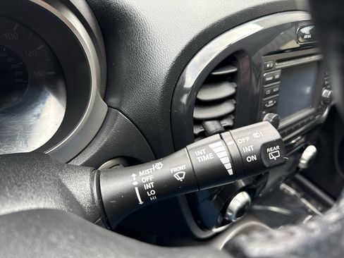 Used 2013 Nissan Juke SL image 42