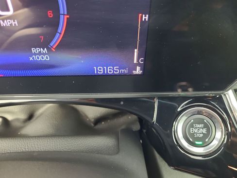 Used 2024 Chevrolet Trax RS w/ Driver Confidence Package FWD image 10