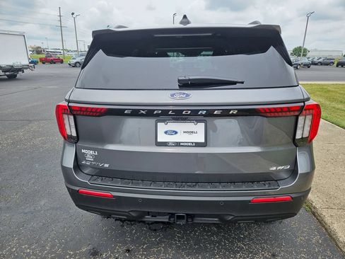 New 2026 Ford Explorer Active AWD/4WD image 7