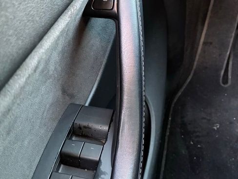 Used 2021 Tesla Model Y Long Range image 25