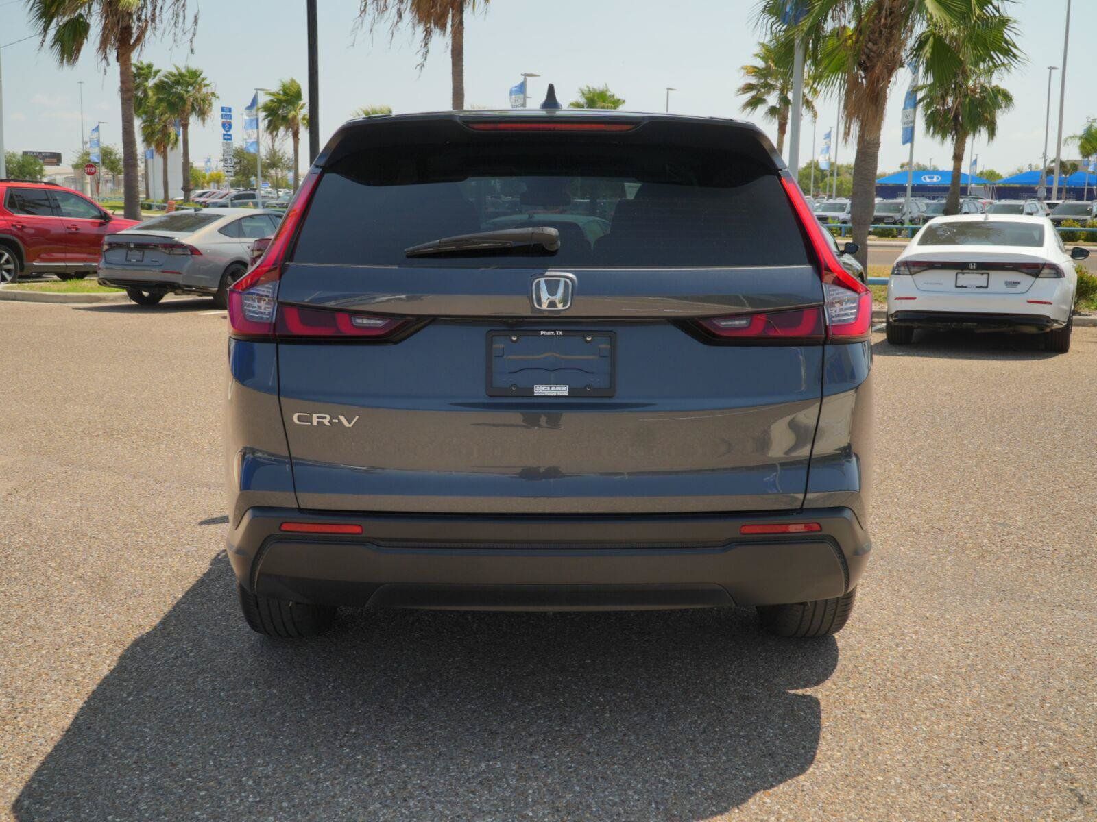 Used 2025 Honda CR-V EX image 11