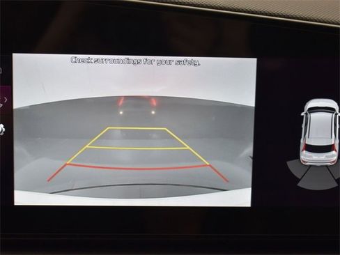 Used 2025 Kia Niro EX image 22