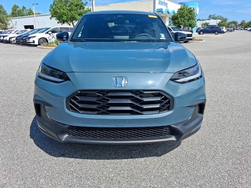 Used 2024 Honda HR-V Sport image 2