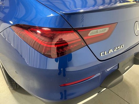 Used 2025 Mercedes-Benz CLA 250 4MATIC image 13