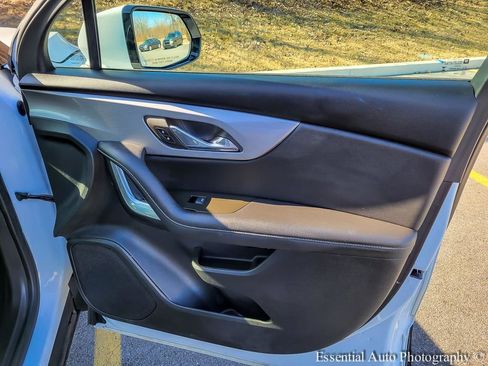 Used 2023 Chevrolet Blazer LT image 31