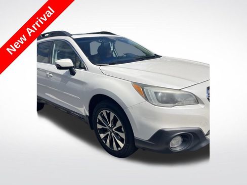Used 2016 Subaru Outback 2.5i Limited AWD/4WD image 1
