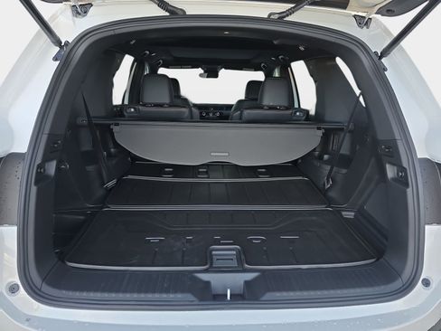 New 2025 Honda Pilot TrailSport image 13