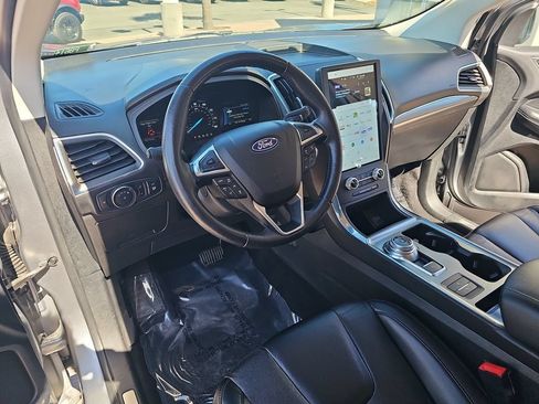 Used 2022 Ford Edge Titanium w/ Equipment Group 301A AWD/4WD image 16
