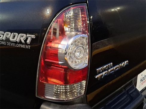 Used 2014 Toyota Tacoma 4x4 Double Cab image 15