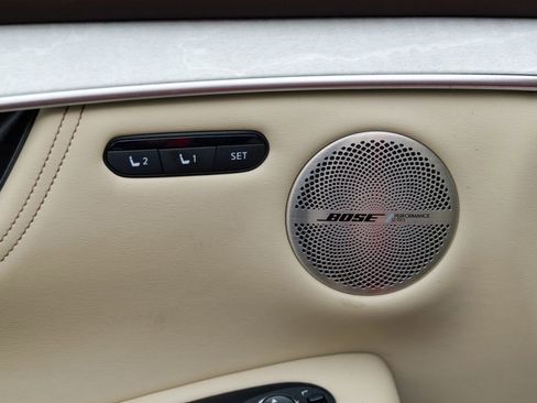 Used 2019 INFINITI QX50 Essential w/ Sensory Package image 16