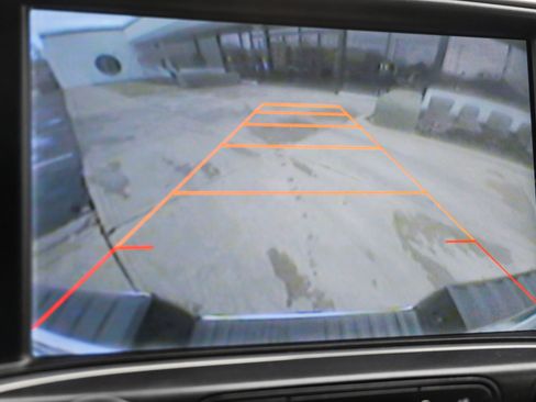 Used 2015 GMC Sierra 1500 SLE image 37