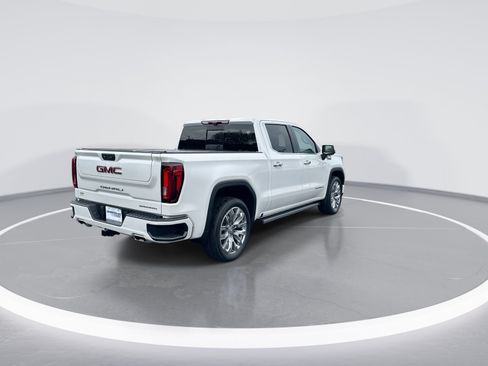 Used 2024 GMC Sierra 1500 Denali w/ Denali Reserve Package AWD/4WD image 9