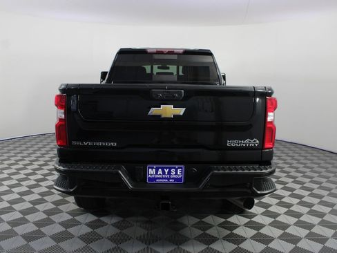 Used 2022 Chevrolet Silverado 2500 High Country w/ Safety Package II AWD/4WD image 26
