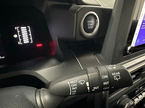 Used 2025 Toyota 4Runner SR5 image 23