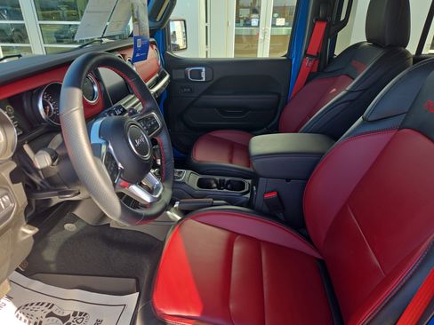 Used 2023 Jeep Wrangler Unlimited Rubicon 392 AWD/4WD image 12