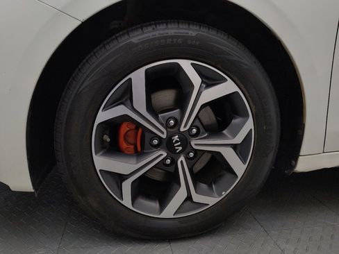 Used 2019 Kia Forte LXS FWD image 31