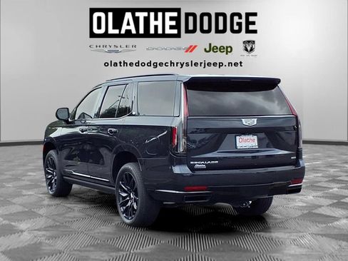 Used 2024 Cadillac Escalade Sport w/ LPO, ONYX Package AWD/4WD image 3
