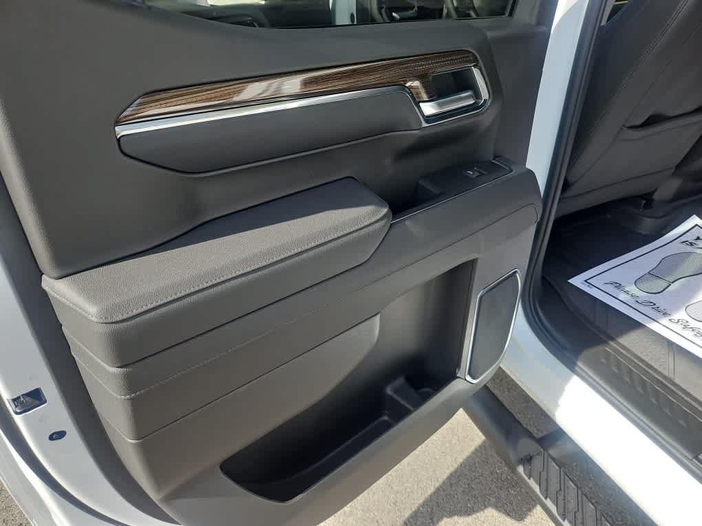 New 2026 Chevrolet Silverado 1500 RST w/ Convenience Package II AWD/4WD image 18