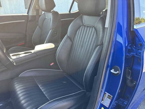 Used 2021 Genesis G70 3.3T RWD image 16
