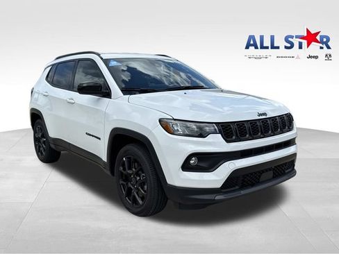New 2026 Jeep Compass Latitude AWD/4WD image 1