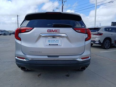 Used 2019 GMC Terrain SLT w/ Preferred Package image 8