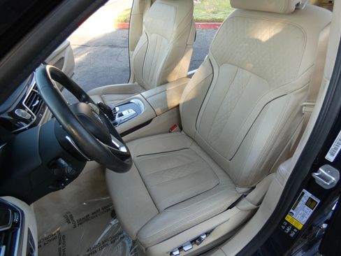 Used 2016 BMW 750i xDrive image 70