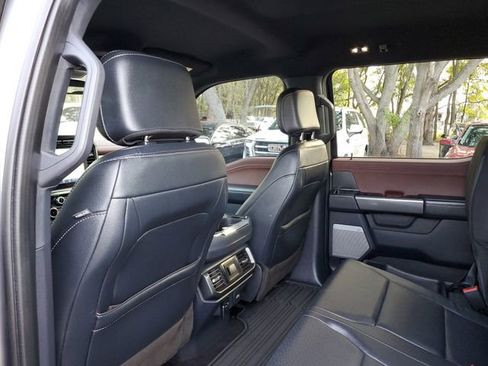 Used 2022 Ford F150 Lariat w/ Max Trailer Tow Package image 10