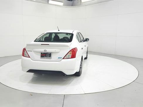 Used 2016 Nissan Versa S Plus image 6