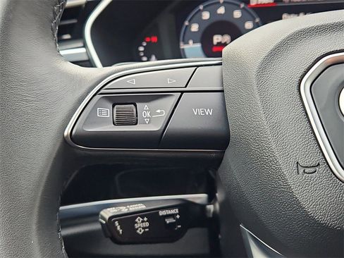 Certified 2025 Audi Q3 2.0T Premium w/ Convenience Package image 26