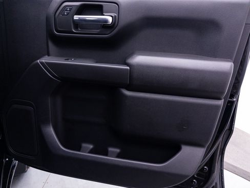 Used 2024 Chevrolet Silverado 1500 Custom Trail Boss AWD/4WD image 38