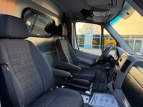 Used 2017 Mercedes-Benz Sprinter 2500 image 50