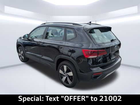 Used 2024 Volkswagen Taos S image 5