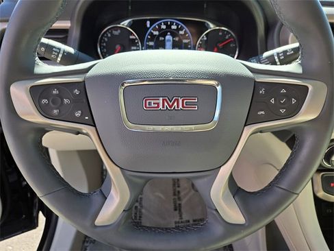 Used 2023 GMC Acadia Denali image 26