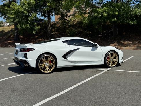 Used 2020 Chevrolet Corvette Stingray Preferred Cpe w/ 2LT Preferred Equipment Group RWD image 13