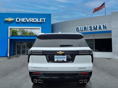 New 2026 Chevrolet Traverse High Country image 4