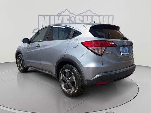 Used 2018 Honda HR-V EX image 3