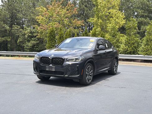 Used 2024 BMW X4 xDrive30i w/ M Sport Package AWD/4WD image 13