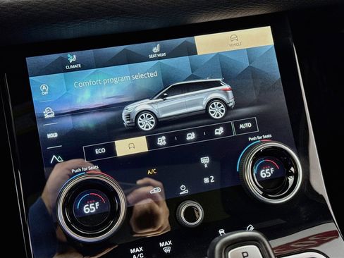 Used 2023 Land Rover Range Rover Evoque S image 19